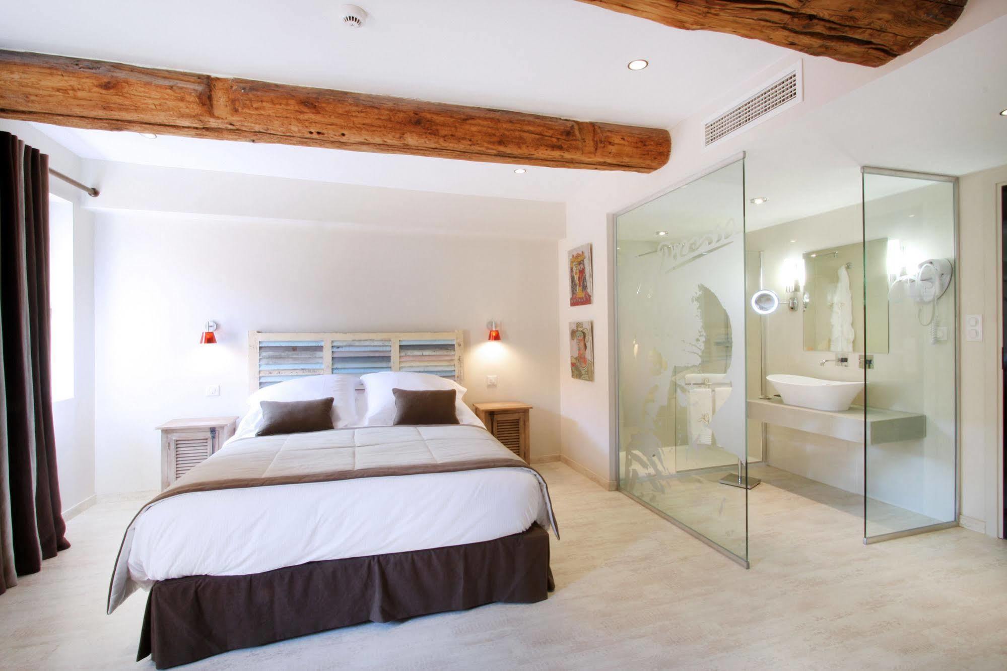 Hotel Les Deux Garcons เอ็ก-ซอง-โพรวองซ์ ภายนอก รูปภาพ