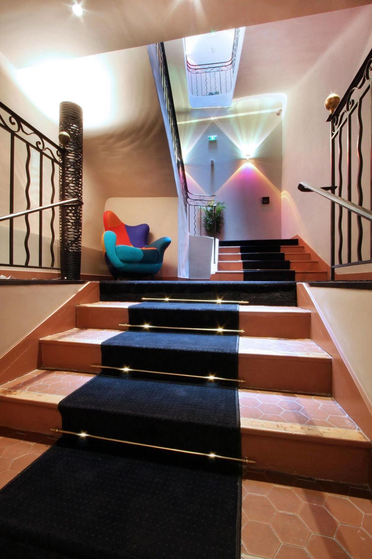 Hotel Les Deux Garcons เอ็ก-ซอง-โพรวองซ์ ภายนอก รูปภาพ
