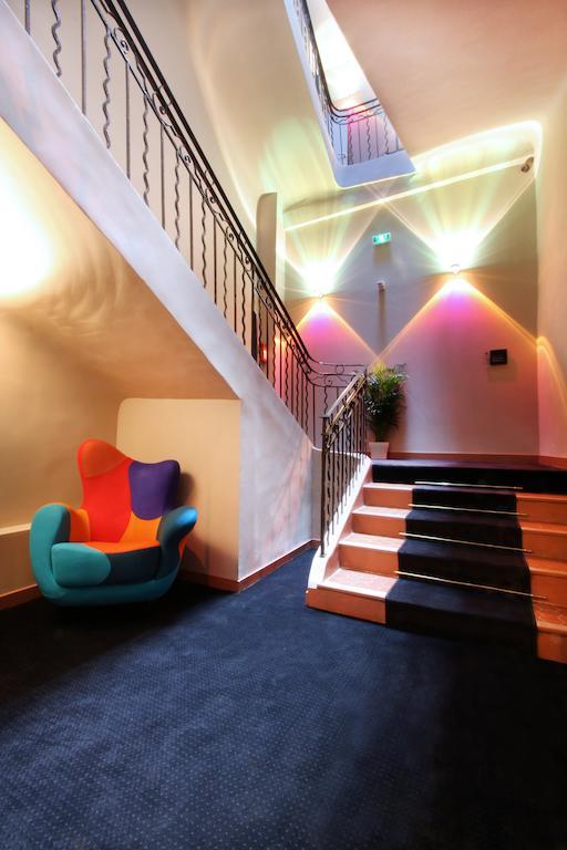 Hotel Les Deux Garcons เอ็ก-ซอง-โพรวองซ์ ภายนอก รูปภาพ